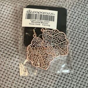 Paparazzi rose gold earrings